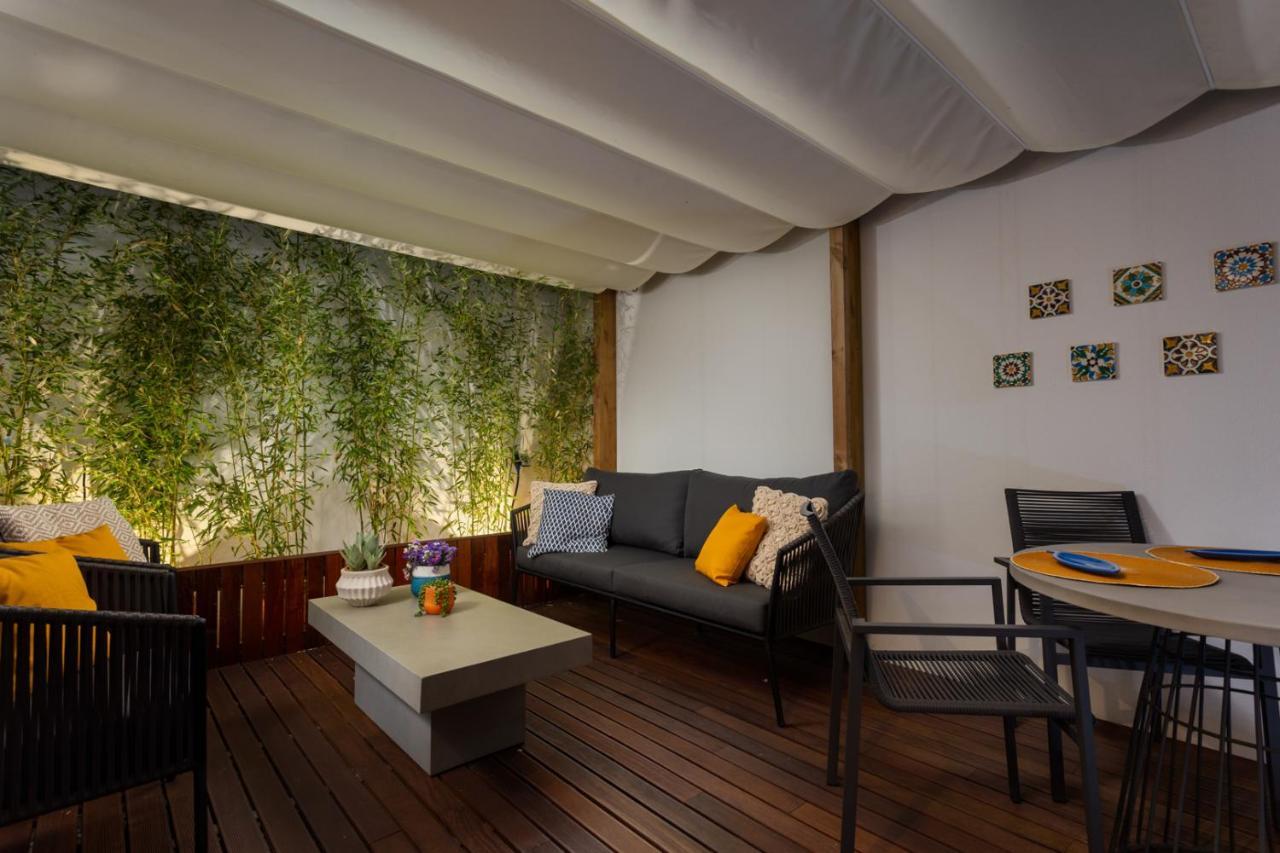 Stupendo- Two Rooms, Patio With Refreshing Pond-Center-Air Conditioning-Free Park Lizbona Zewnętrze zdjęcie
